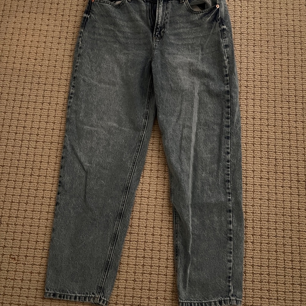 Sneak Peek Vintage Mom Jeans
